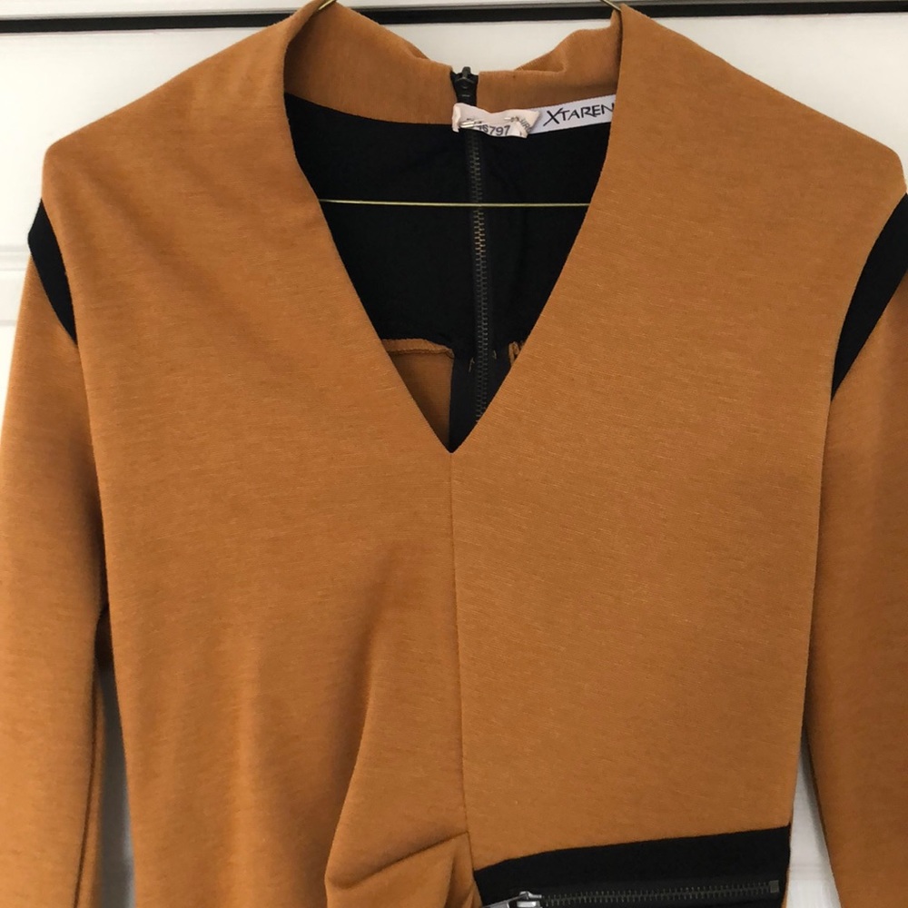 Women’s dress